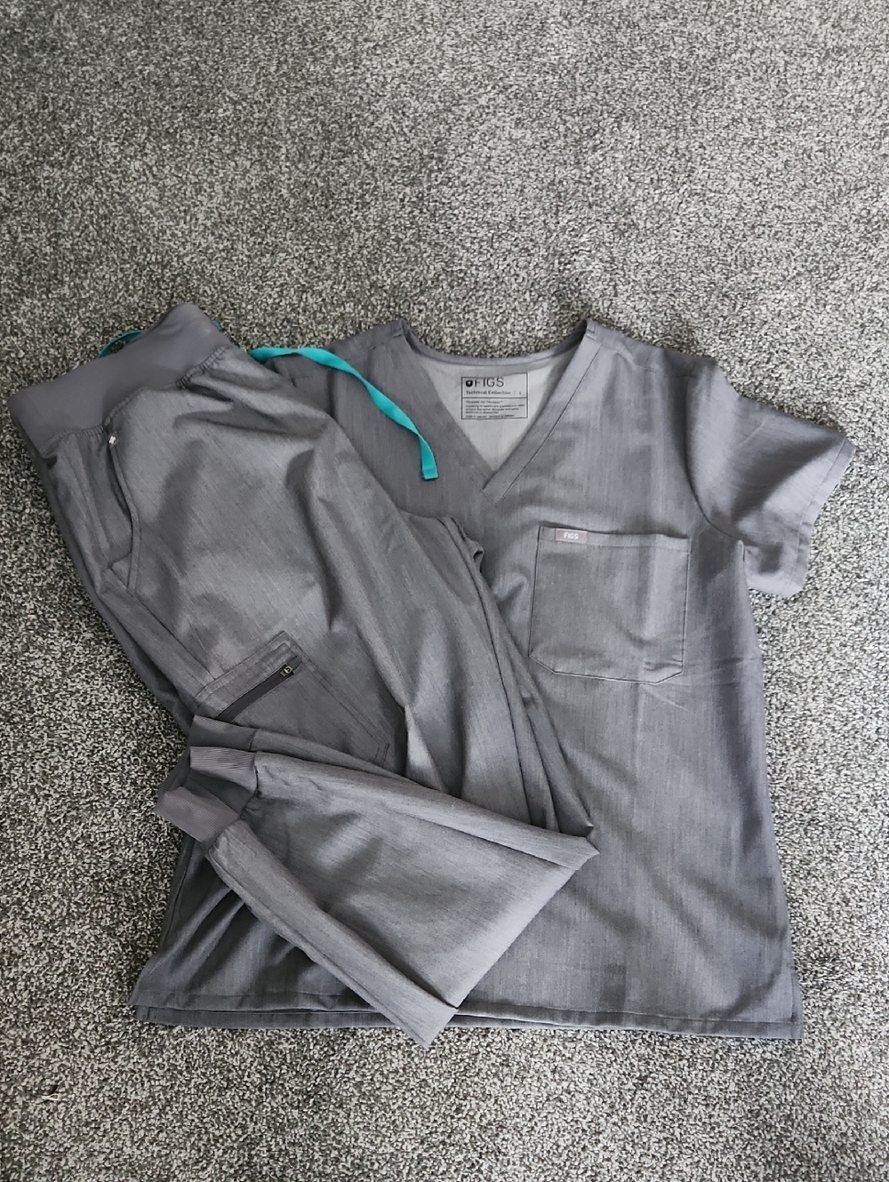 Figs Graphite Scrub Set - L Catarina Top And XL Joggers